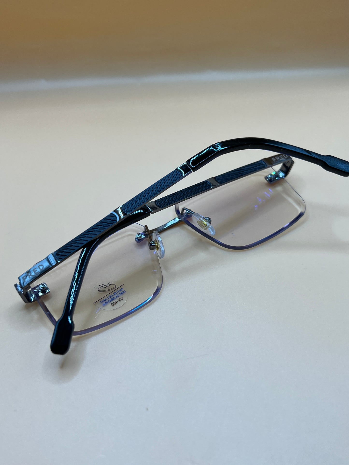 Freed 4 seasson black black