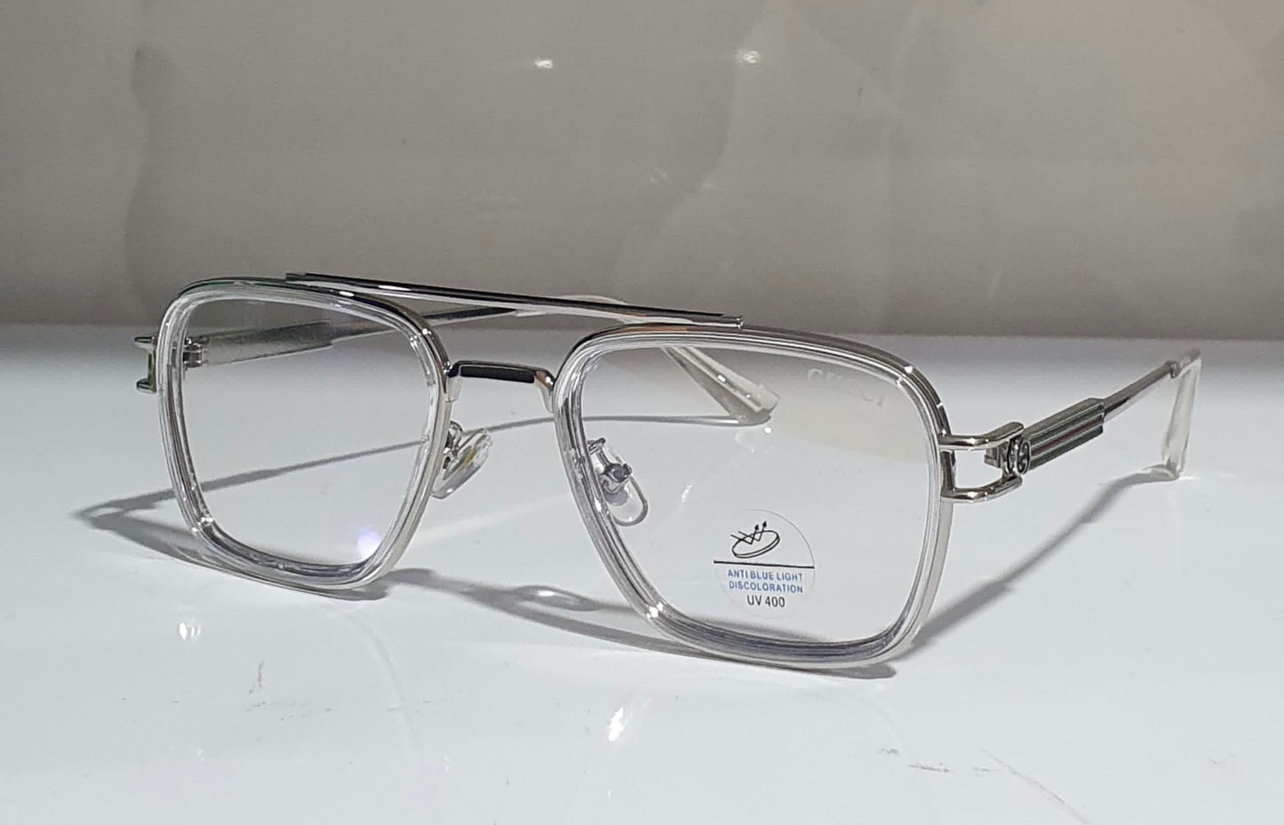 Gucci 4 seasson transparent