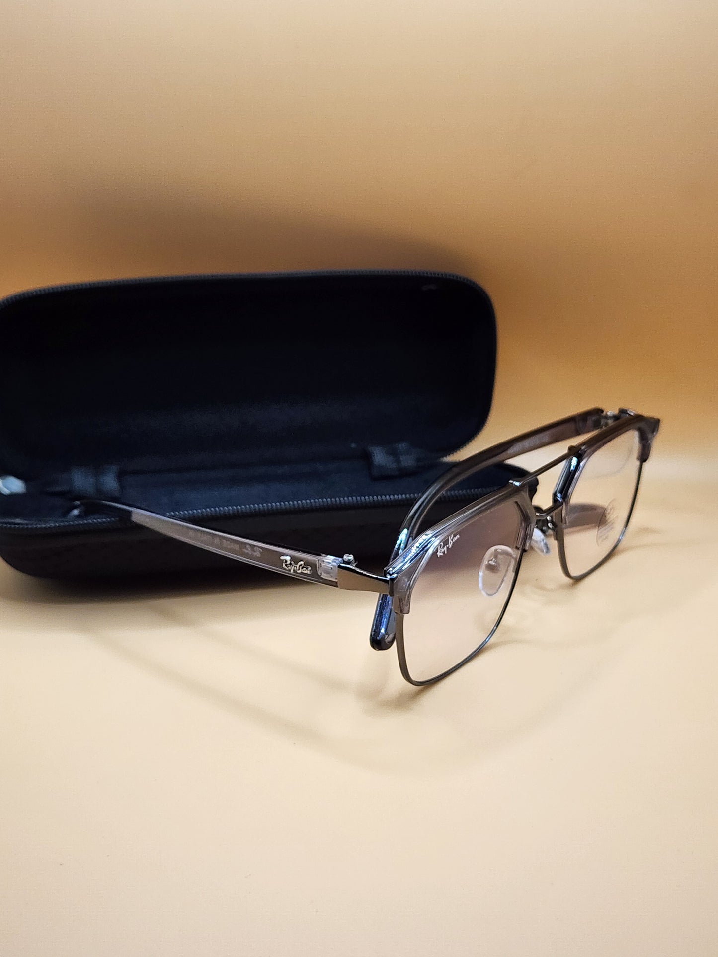 Lunnetes reyban ferrari 4 seasson gris transparent