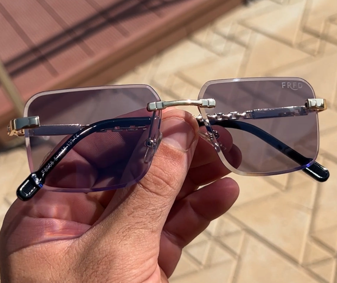 Fred bras croisés 4s dore